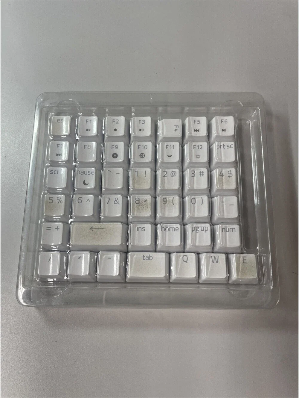 Razer PBT Keycap Upgrade Set Mercury White